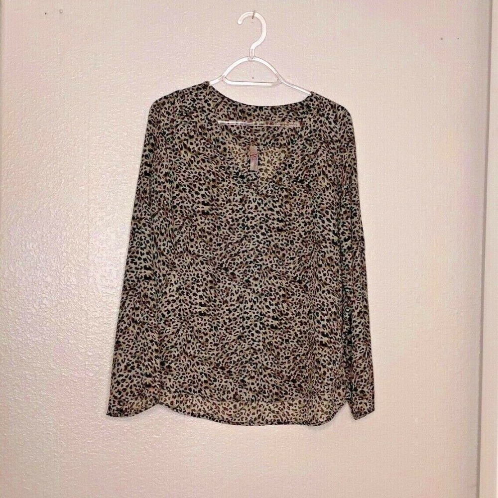 Myan Sz M Womens Long Sleeve VNeck Tunic Short She